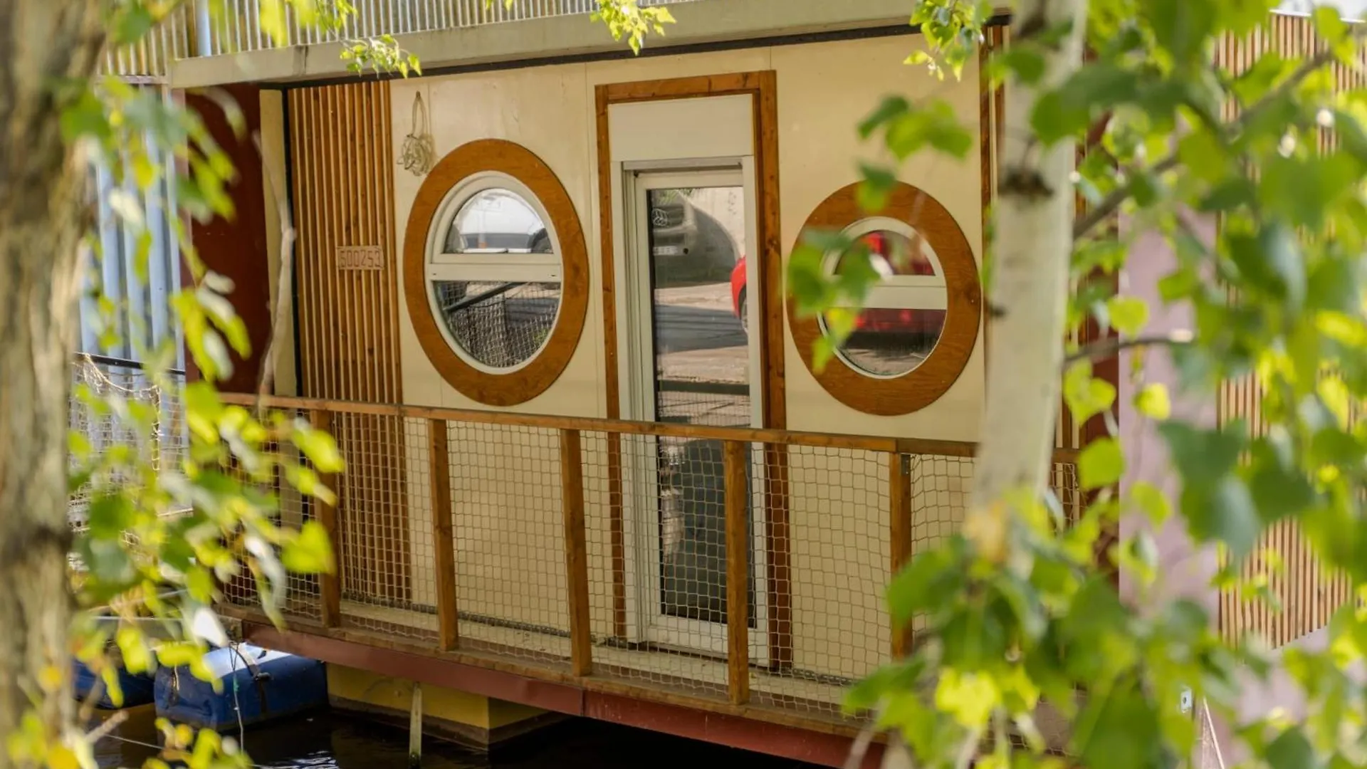 布拉格 Houseboat Lilly酒店