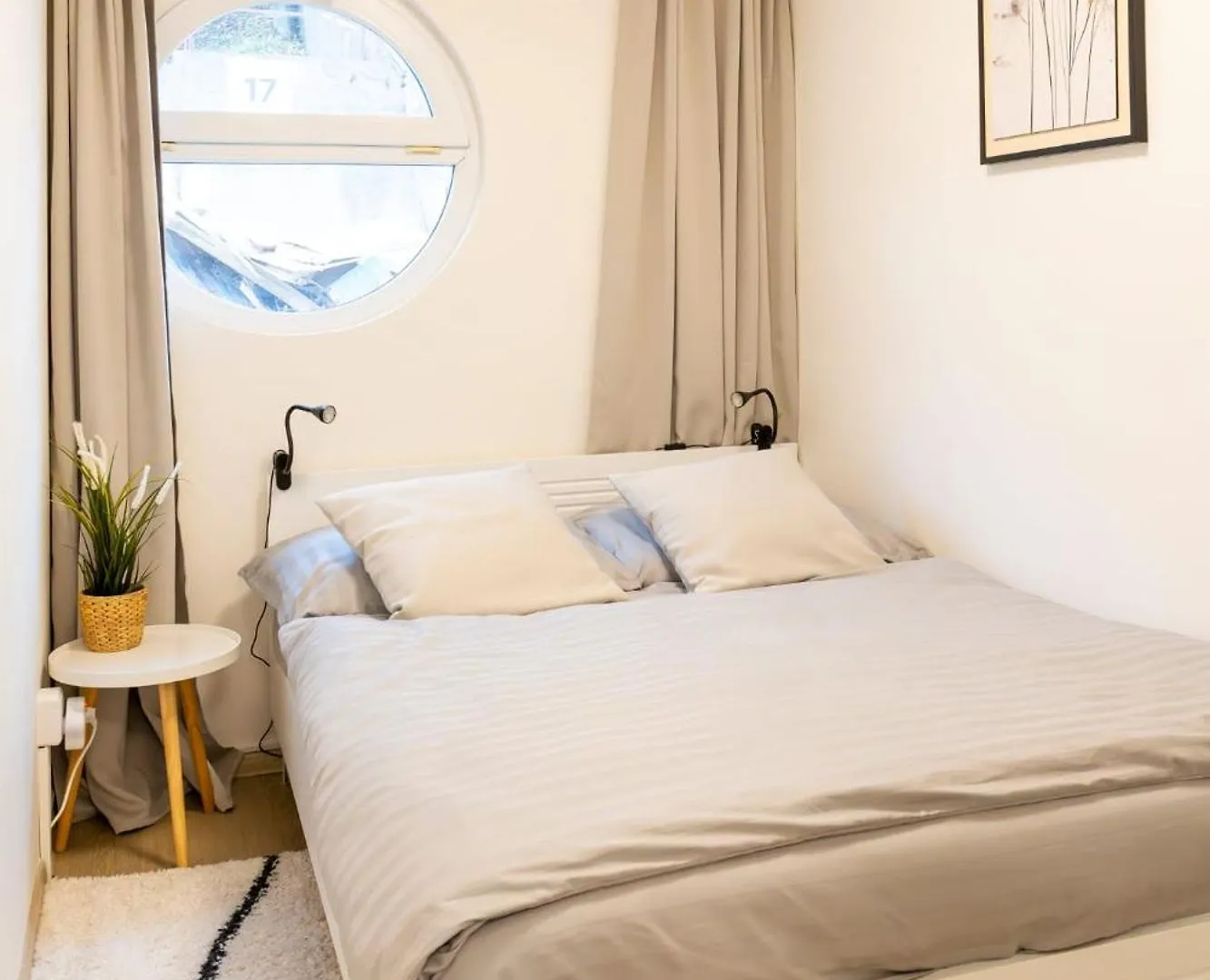 Hotel Houseboat Lilly Praga 0*,